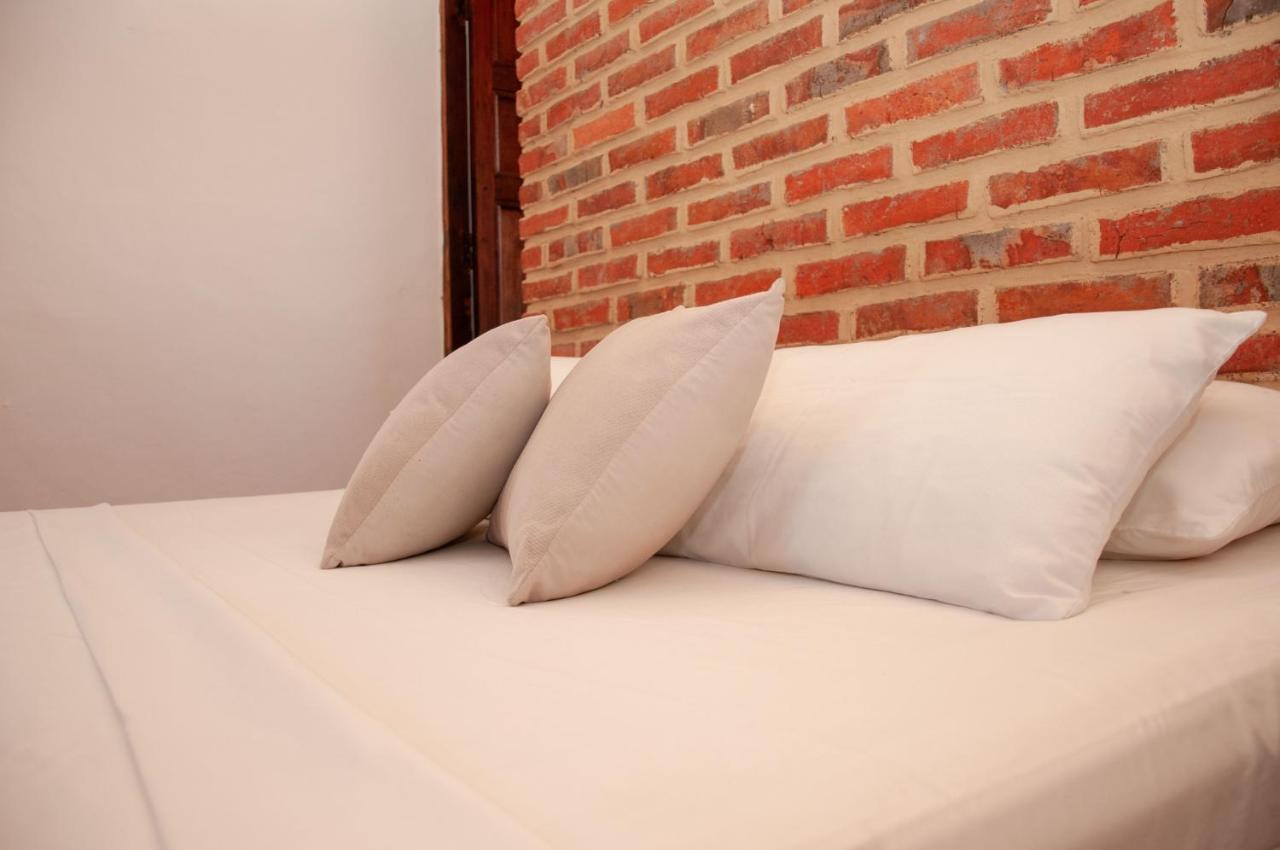 La Juanita Hostel בריצ'ארה מראה חיצוני תמונה