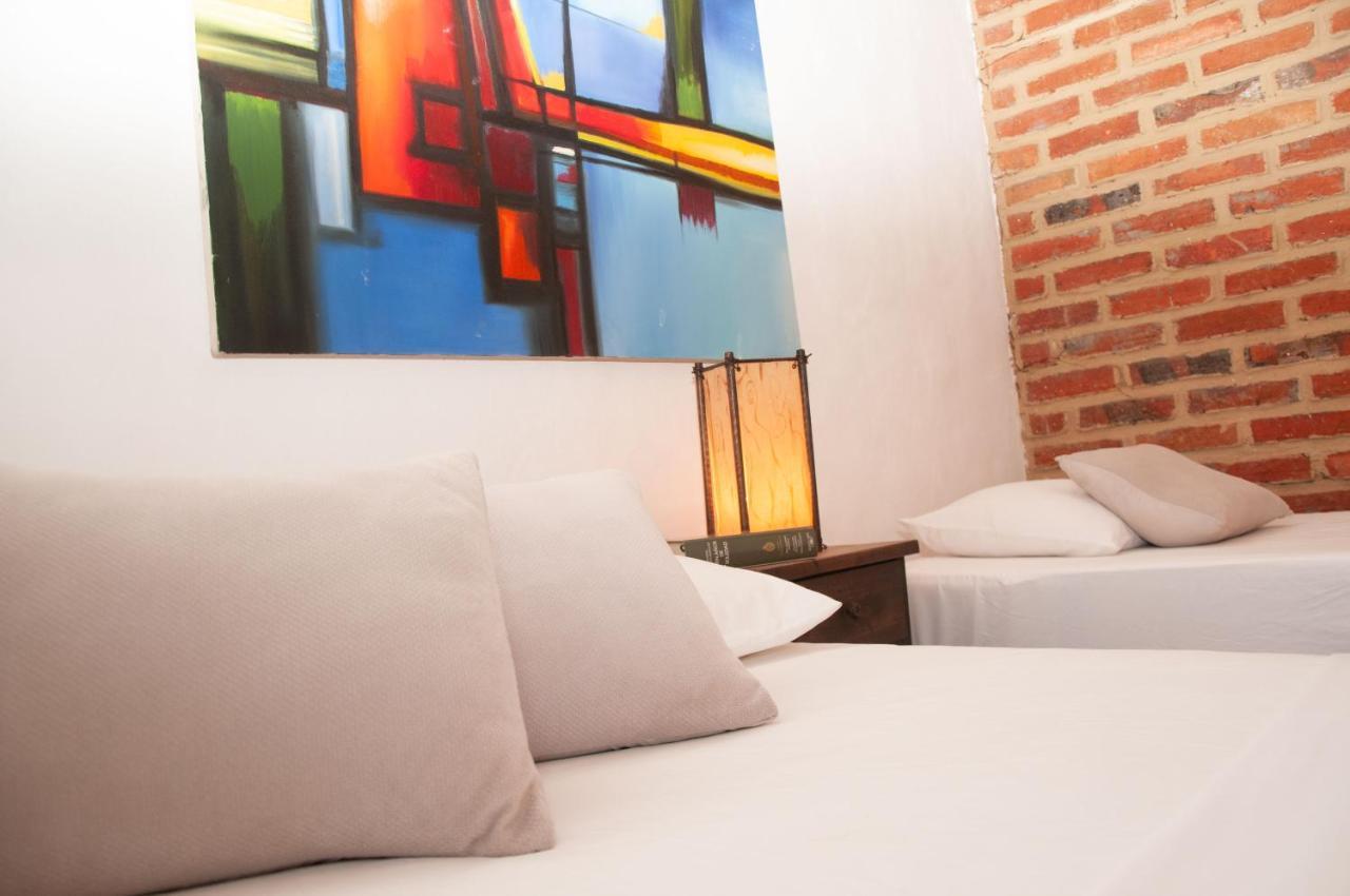 La Juanita Hostel בריצ'ארה מראה חיצוני תמונה