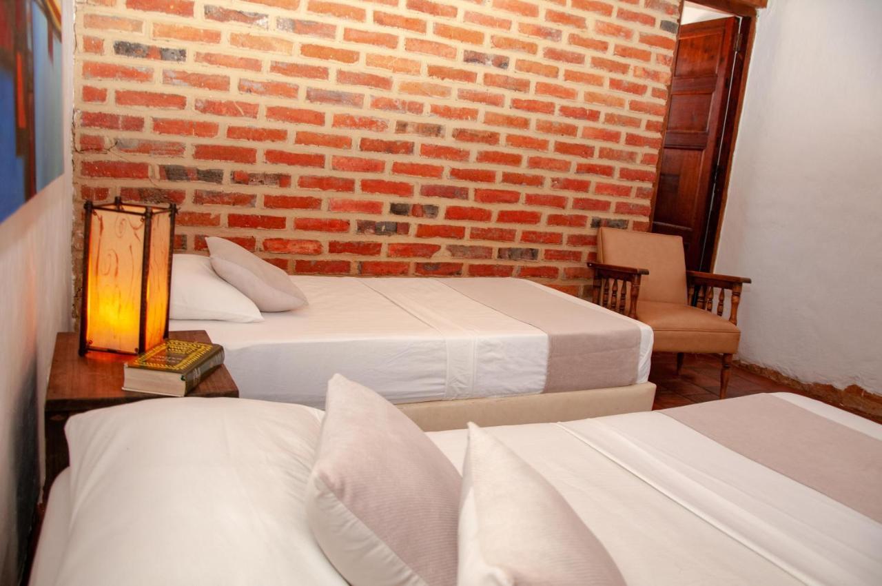 La Juanita Hostel בריצ'ארה מראה חיצוני תמונה