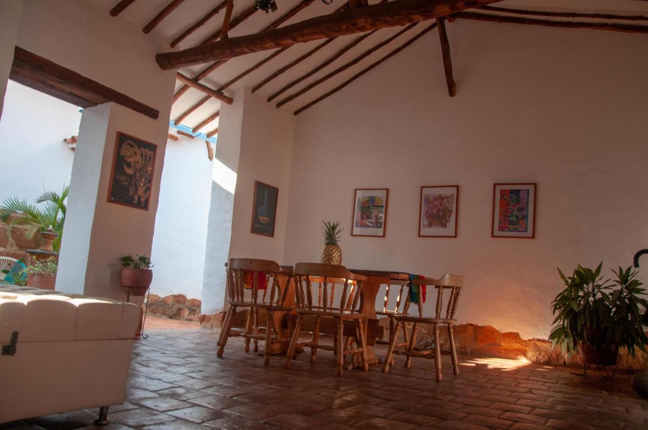 La Juanita Hostel בריצ'ארה מראה חיצוני תמונה