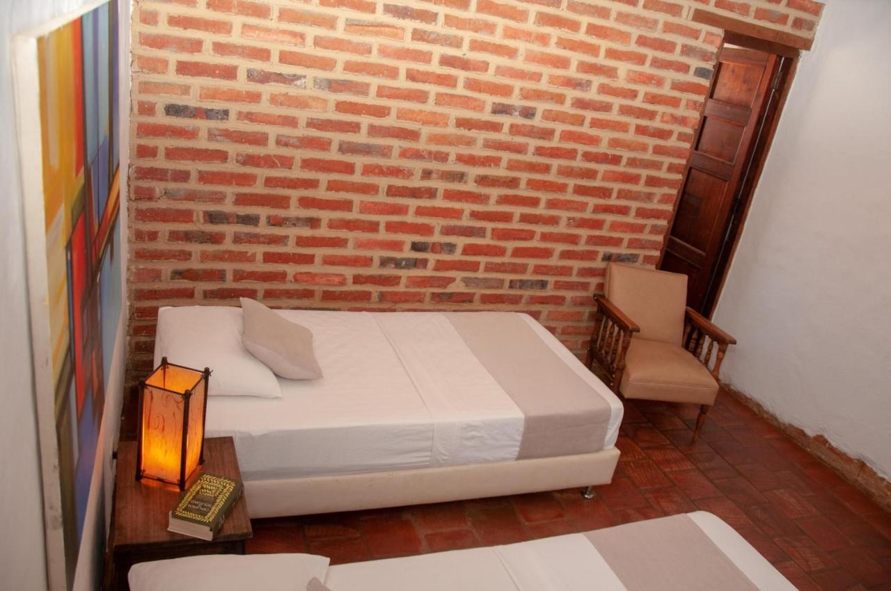 La Juanita Hostel בריצ'ארה מראה חיצוני תמונה