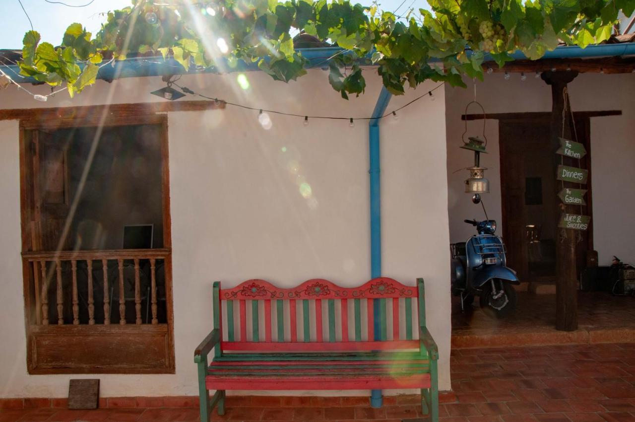 La Juanita Hostel בריצ'ארה מראה חיצוני תמונה