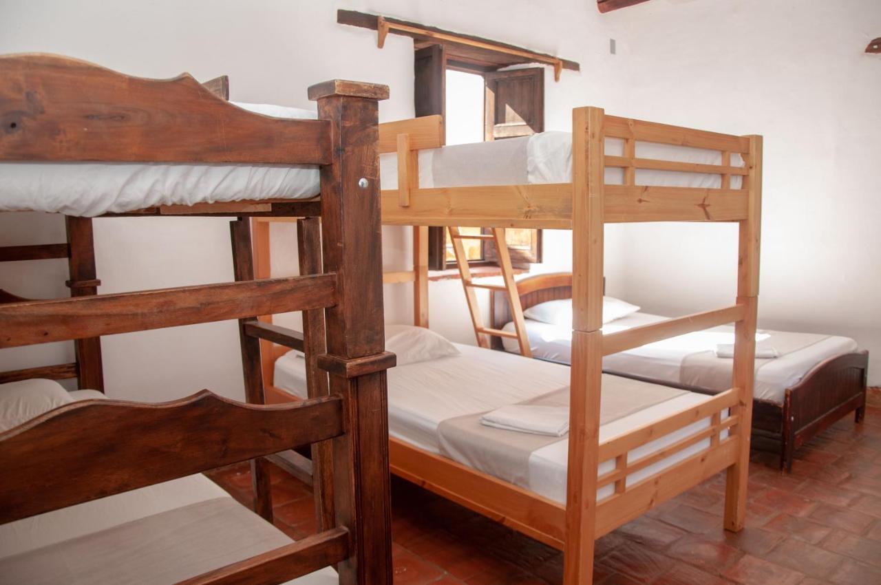 La Juanita Hostel בריצ'ארה מראה חיצוני תמונה